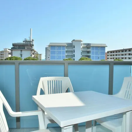 Apartment Comfy Flat For 6 Guests In - Beahost Bibione